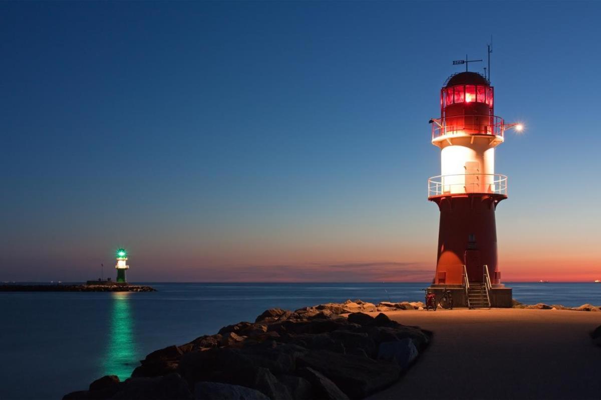 Ostseeblick, Direkt Am Alten Strom Rostock Exteriör bild